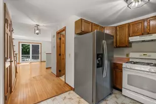 32 Acushnet Rd, Mattapoisett, MA 02739 - Photo 15