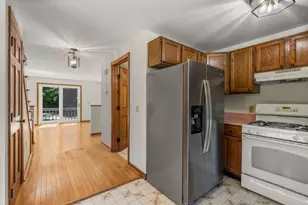 32 Acushnet Rd, Mattapoisett, MA 02739 - Photo 15