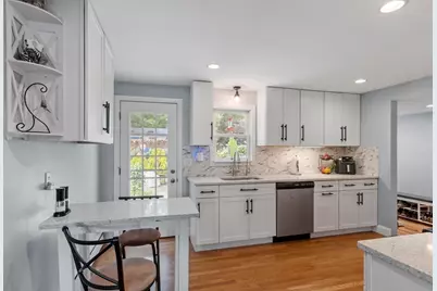 126 Oak Ridge Dr, Ayer, MA 01432 - Photo 11