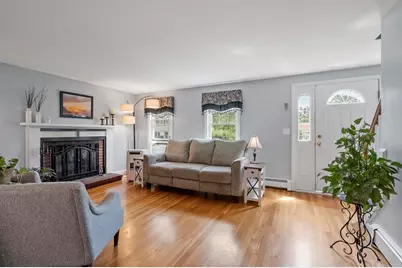 126 Oak Ridge Dr, Ayer, MA 01432 - Photo 7