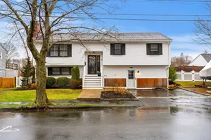 11 Taft St, Marblehead, MA 01945 - Photo 35