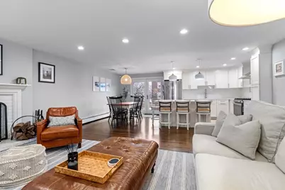 11 Taft St, Marblehead, MA 01945 - Photo 3