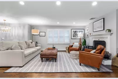 11 Taft St, Marblehead, MA 01945 - Photo 5