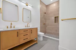 15 Clyde St, Somerville, MA 02145 - Photo 15