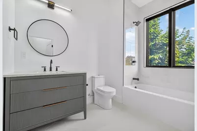 15 Clyde St #F, Somerville, MA 02145 - Photo 13