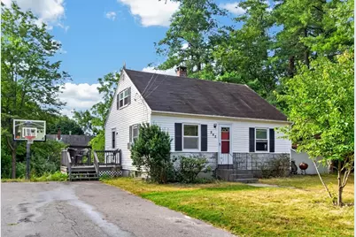 542 Wanoosnoc Rd, Fitchburg, MA 01420 - Photo 1