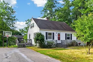 542 Wanoosnoc Rd, Fitchburg, MA 01420 - Photo 1