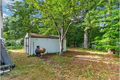 542 Wanoosnoc Rd, Fitchburg, MA 01420 - Photo 15