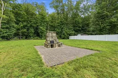 87 Laurel Rd, West Springfield, MA 01089 - Photo 35