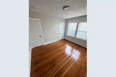 39 Dustin St #1, Peabody, MA 01960 - Photo 3