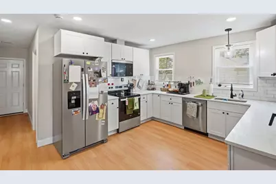 179 Pilgrim Ave, Worcester, MA 01604 - Photo 29