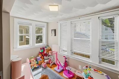 179 Pilgrim Ave, Worcester, MA 01604 - Photo 17