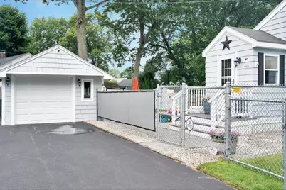 73 Green St, Abington, MA 02351 - Photo 9