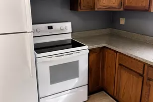 96 Brook St, Holyoke, MA 01040 - Photo 1