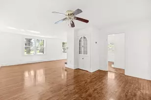 79 Bacon St, Winchester, MA 01890 - Photo 11