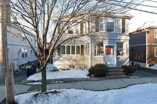 113 Clarence St, Everett, MA 02149 - Photo 9