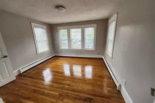 113 Clarence St, Everett, MA 02149 - Photo 5