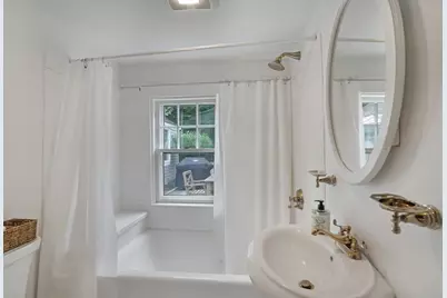 124 Main St., Tisbury, MA 02568 - Photo 27