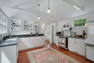 124 Main St, Tisbury, MA 02568 - Photo 23