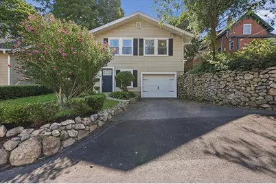 560 Middle St, Weymouth, MA 02189 - Photo 1