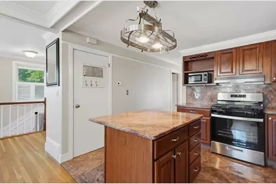 560 Middle St, Weymouth, MA 02189 - Photo 7
