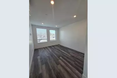 585 Essex Street #213, Lynn, MA 01901 - Photo 3