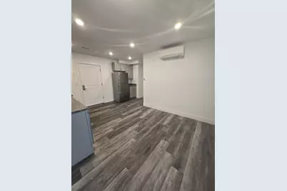 585 Essex Street #213, Lynn, MA 01901 - Photo 5