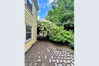 40 Lake Shore Rd #SF, Boston, MA 02135 - Photo 19