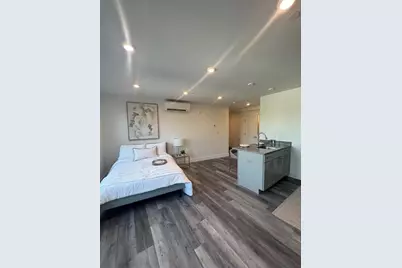 585 Essex Street #607, Lynn, MA 01901 - Photo 5
