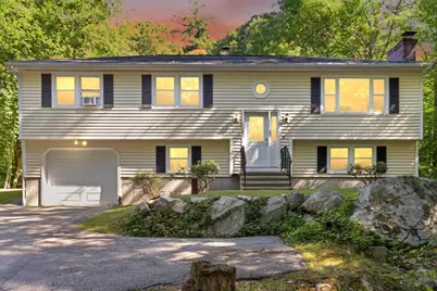 58 Roosevelt Rd, Wilmington, MA 01887 - Photo 3