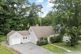 14 Meadow Ln, Worcester, MA 01602 - Photo 1