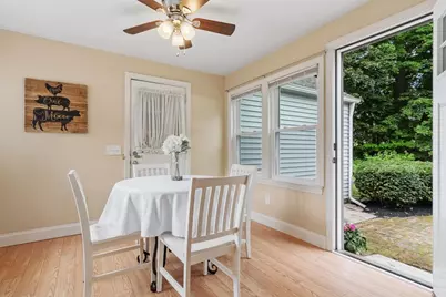 14 Meadow Ln, Worcester, MA 01602 - Photo 13