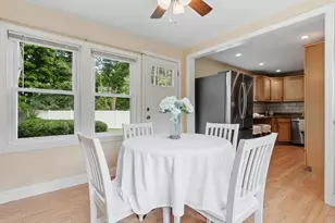 14 Meadow Ln, Worcester, MA 01602 - Photo 11