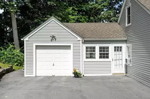 14 Meadow Ln, Worcester, MA 01602 - Photo 31