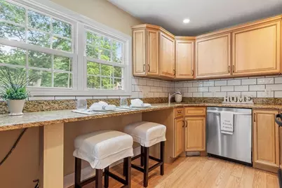 14 Meadow Ln, Worcester, MA 01602 - Photo 11
