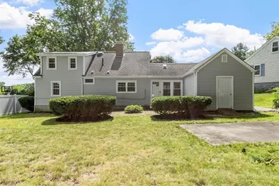 14 Meadow Ln, Worcester, MA 01602 - Photo 3
