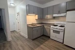 128 Shawmut St, Chelsea, MA 02150 - Photo 3