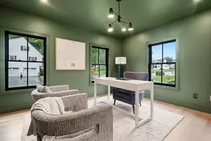 33 Harbor View Park, Milton, MA 02186 - Photo 15
