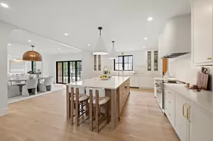 33 Harbor View Park, Milton, MA 02186 - Photo 5