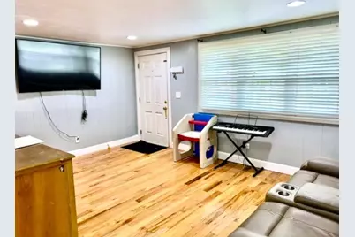 289 Burnham Rd, Lowell, MA 01852 - Photo 3