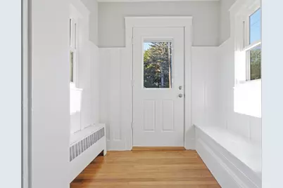 1174 Franklin St, Stoneham, MA 02180 - Photo 11