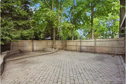1174 Franklin St, Stoneham, MA 02180 - Photo 37