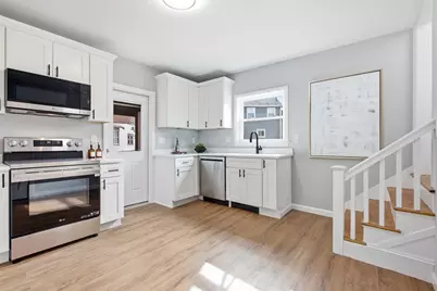 1174 Franklin St, Stoneham, MA 02180 - Photo 15