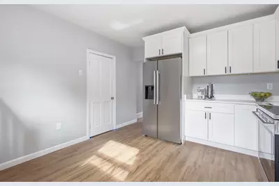 1174 Franklin St, Stoneham, MA 02180 - Photo 17