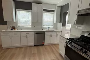 68 Poplar St, Watertown, MA 02472 - Photo 5