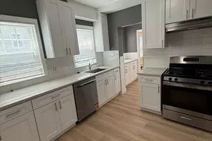 68 Poplar St, Watertown, MA 02472 - Photo 3