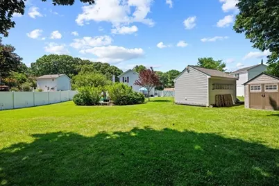 33 Scenic Ave, Webster, MA 01570 - Photo 25