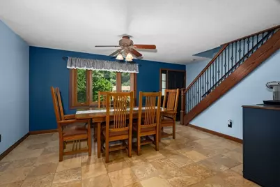 33 Scenic Ave, Webster, MA 01570 - Photo 9