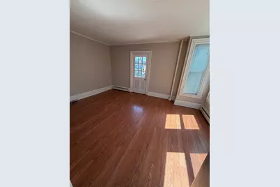 471 Broadway #1, Lynn, MA 01904 - Photo 3