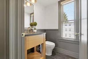 8 Milk St, Newburyport, MA 01950 - Photo 21